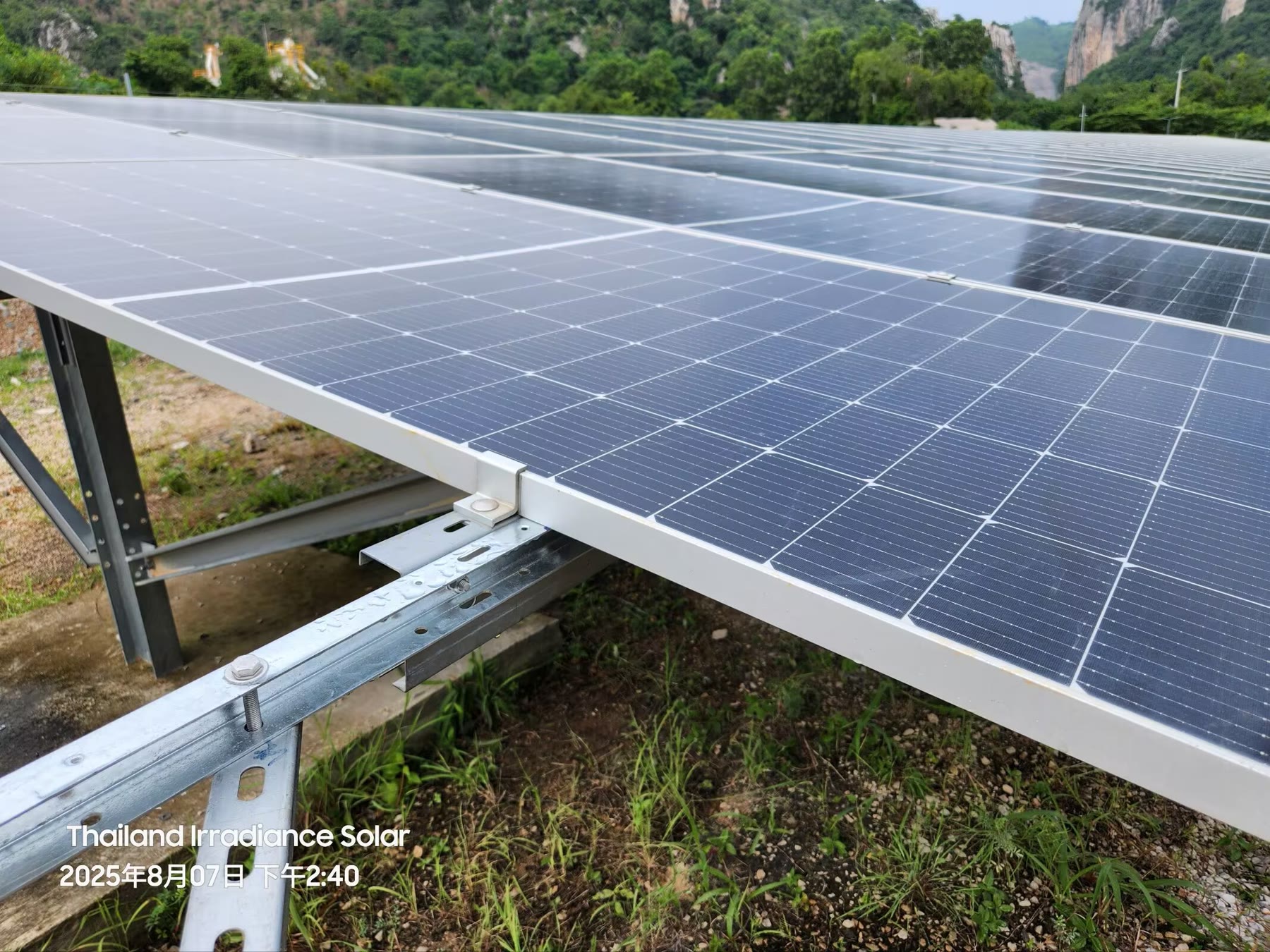 Robot rail on the Irradiance Solar array, Saraburi